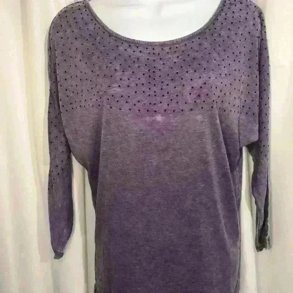 Purple long sleeve top with black rhinestones - Picture 2 of 4